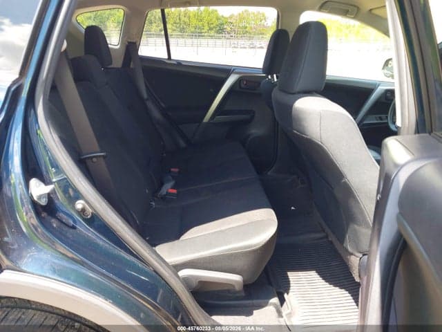 2017 TOYOTA RAV4 LE 8