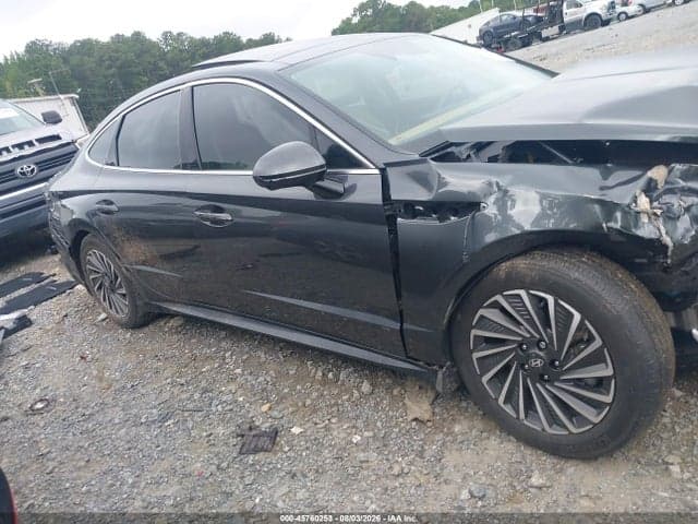 2025 HYUNDAI SONATA HYBRID LIMITED 13