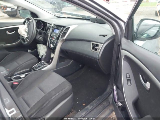 2017 HYUNDAI ELANTRA GT 5