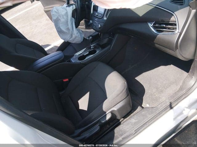 2018 CHEVROLET MALIBU LT 5