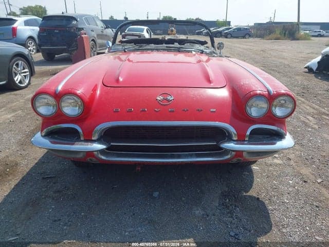 1962 CHEVROLET CORVETTE 13