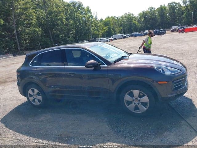 2019 PORSCHE CAYENNE 13