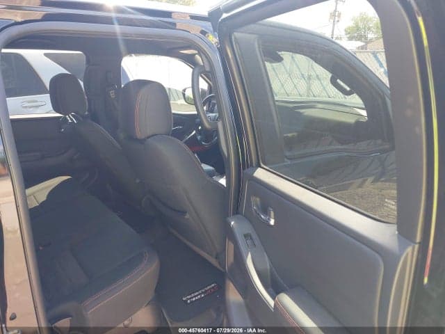 2023 NISSAN FRONTIER PRO-4X 4X4 8