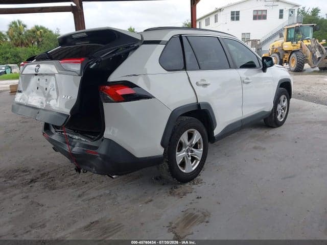 2019 TOYOTA RAV4 XLE 4