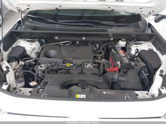 2019 TOYOTA RAV4 XLE 10