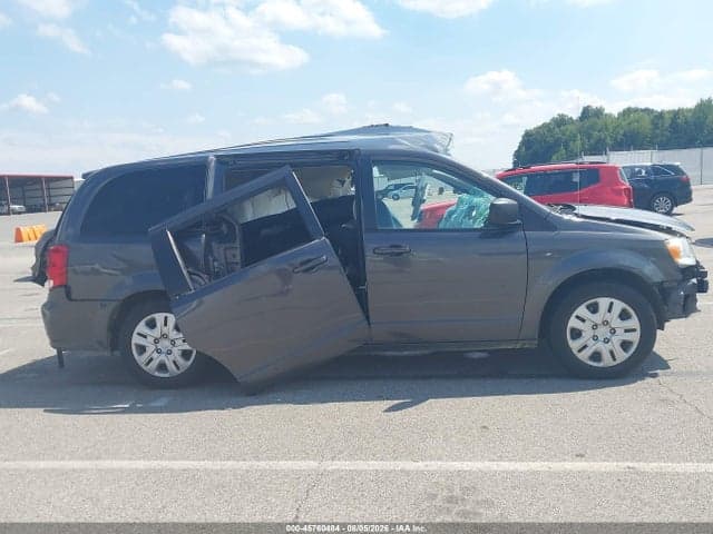 2018 DODGE GRAND CARAVAN SE 13