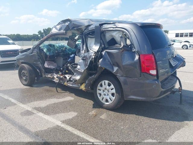 2018 DODGE GRAND CARAVAN SE 3