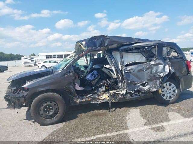2018 DODGE GRAND CARAVAN SE 6