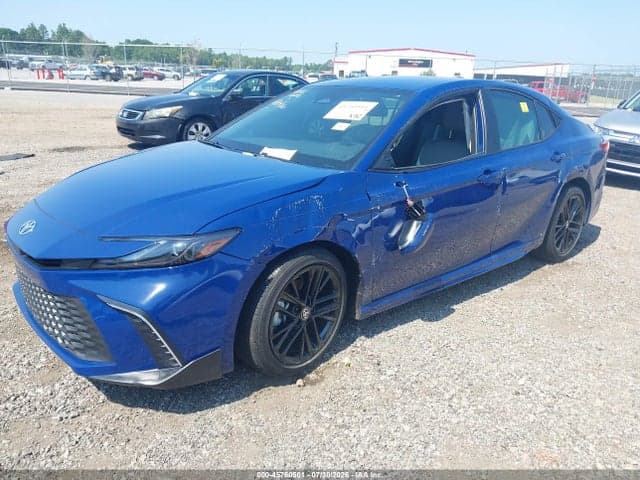 2026 TOYOTA CAMRY SE 2