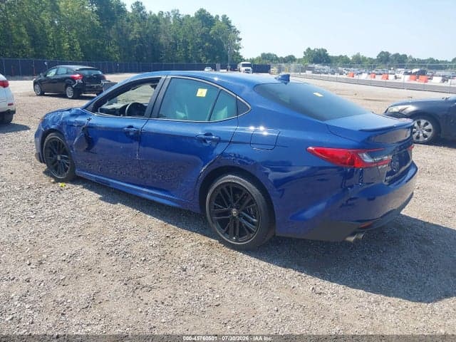 2026 TOYOTA CAMRY SE 3