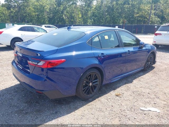 2026 TOYOTA CAMRY SE 4
