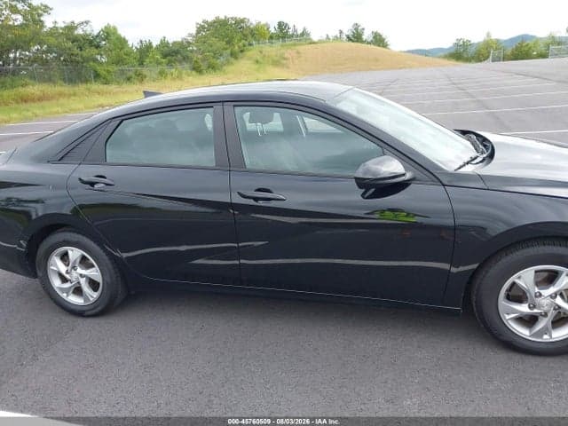 2023 HYUNDAI ELANTRA SE 15