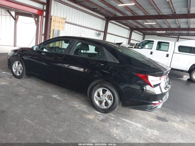 2023 HYUNDAI ELANTRA SE 3