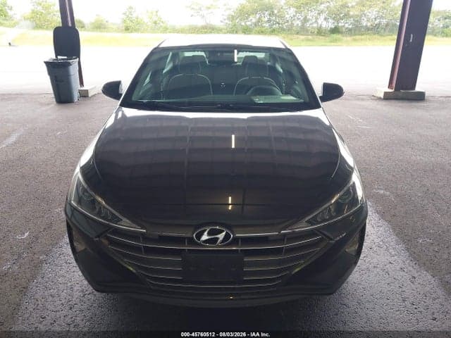 2020 HYUNDAI ELANTRA SE 18