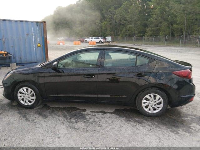 2020 HYUNDAI ELANTRA SE 14