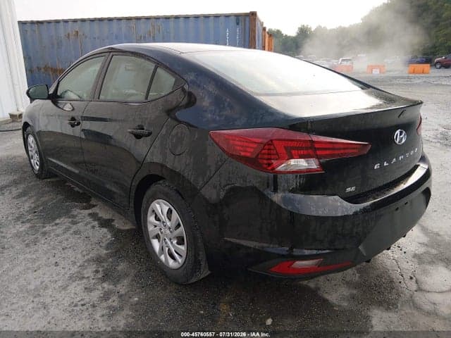 2020 HYUNDAI ELANTRA SE 3