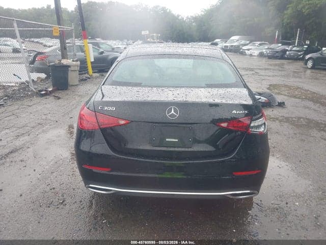 2025 MERCEDES-BENZ C 300 17