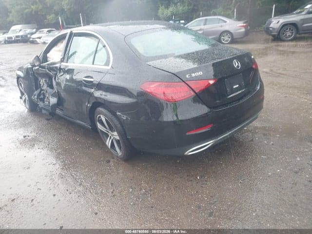 2025 MERCEDES-BENZ C 300 3