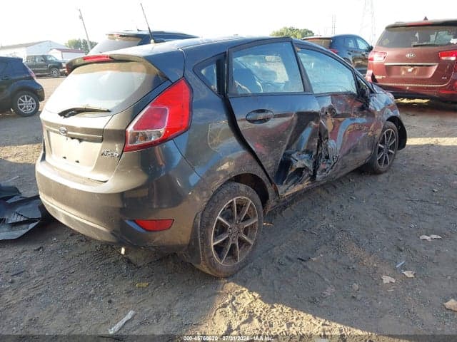2018 FORD FIESTA SE 4