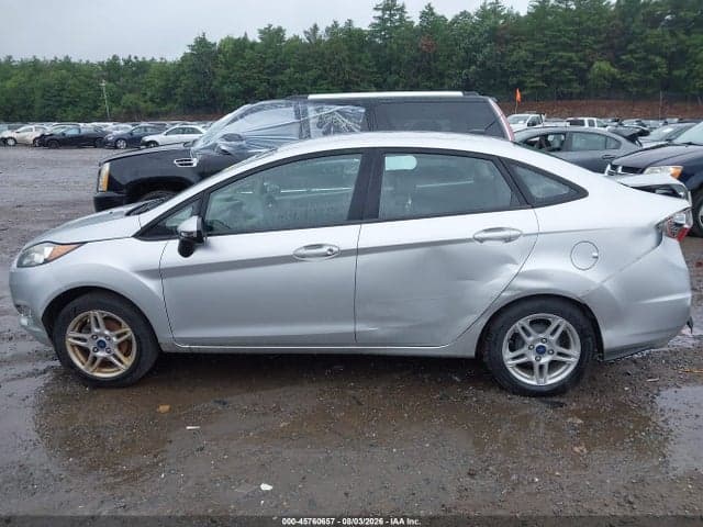 2019 FORD FIESTA SE 14