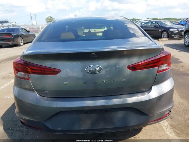2019 HYUNDAI ELANTRA SE 16