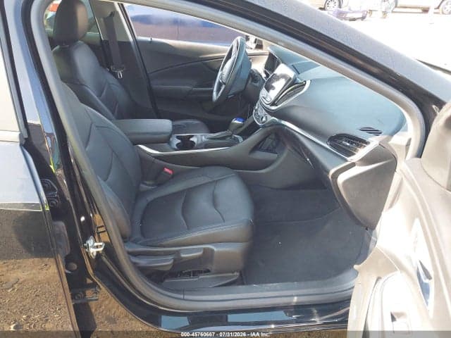2018 CHEVROLET VOLT PREMIER 5
