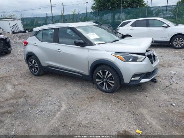 2018 NISSAN KICKS SR