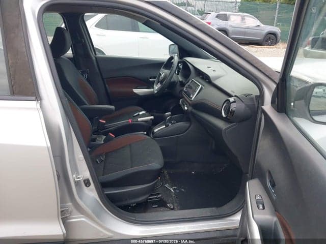2018 NISSAN KICKS SR 5