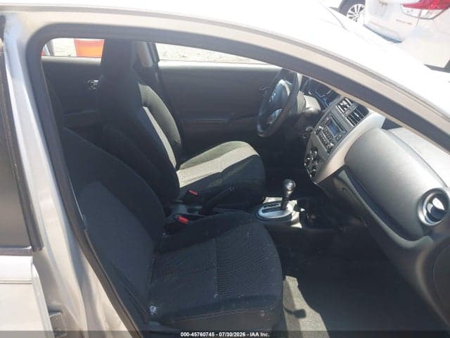 2017 NISSAN VERSA 1.6 SV 5