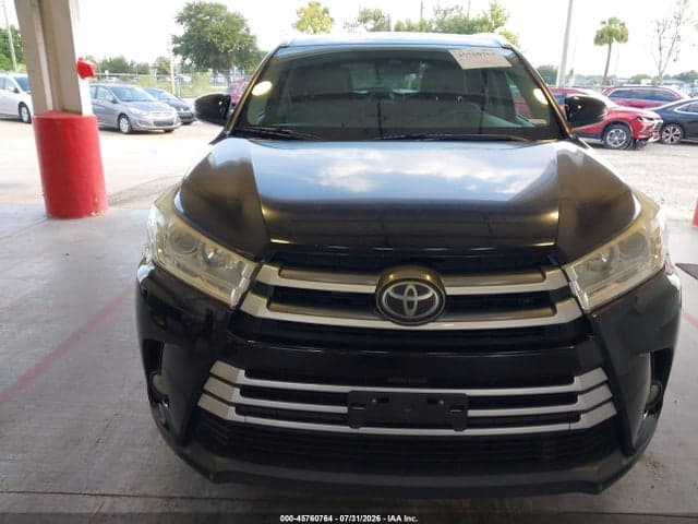 2018 TOYOTA HIGHLANDER XLE 12