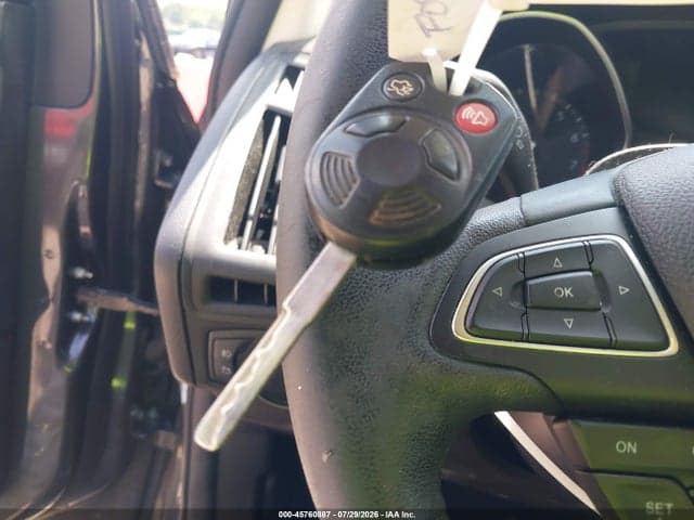 2017 FORD FOCUS SEL 11