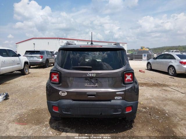 2018 JEEP RENEGADE LATITUDE FWD 16