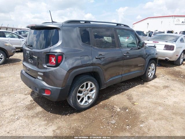 2018 JEEP RENEGADE LATITUDE FWD 4
