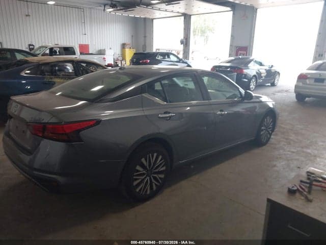 2023 NISSAN ALTIMA SV FWD 4