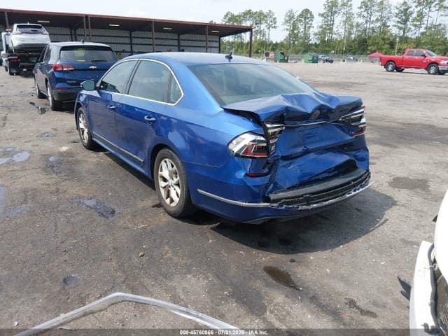 2017 VOLKSWAGEN PASSAT 1.8T S 3