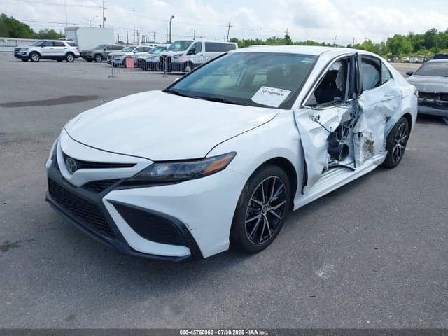 2023 TOYOTA CAMRY SE 2