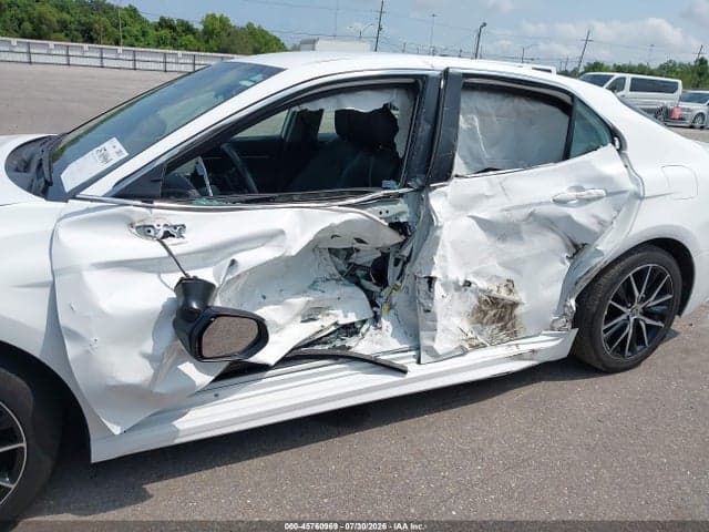 2023 TOYOTA CAMRY SE 6