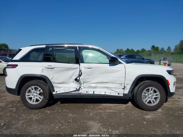 2025 JEEP GRAND CHEROKEE LAREDO 4X4 14