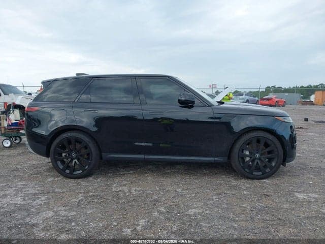 2025 LAND ROVER RANGE ROVER SPORT P360 SE 13