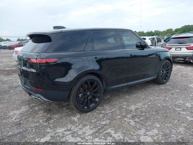 2025 LAND ROVER RANGE ROVER SPORT P360 SE 4