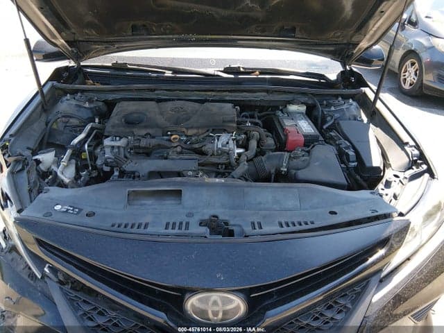 2018 TOYOTA CAMRY SE 10