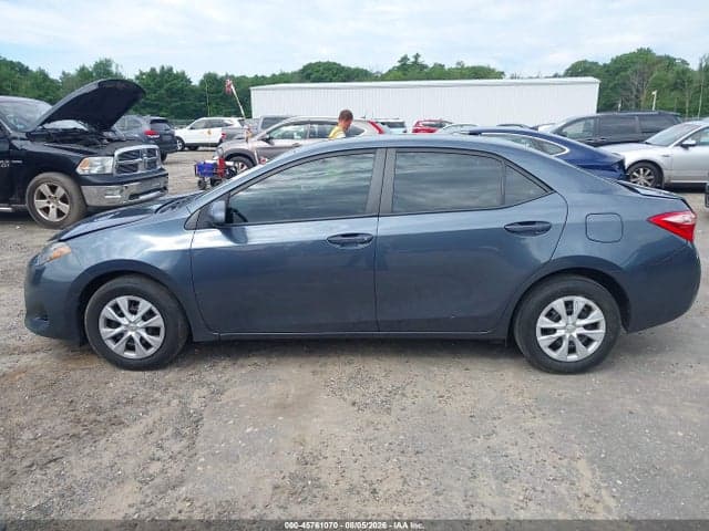 2018 TOYOTA COROLLA L 14