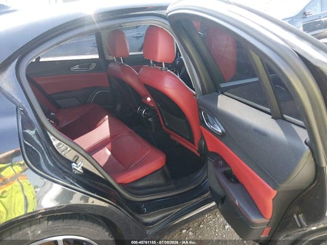 2019 ALFA ROMEO GIULIA RWD 8