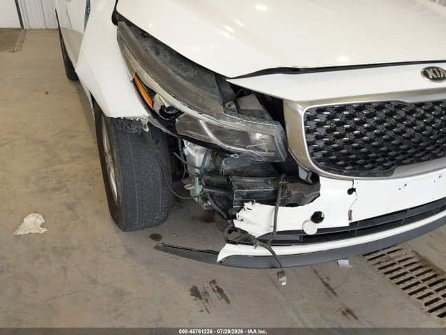 2017 KIA SEDONA LX 6