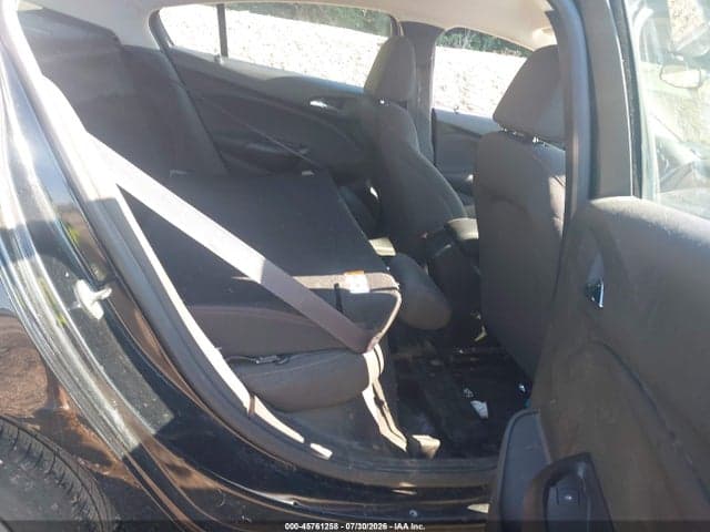 2017 CHEVROLET CRUZE LS AUTO 8
