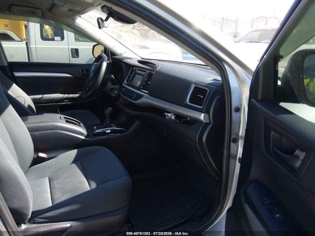 2019 TOYOTA HIGHLANDER LE/LE PLUS 5
