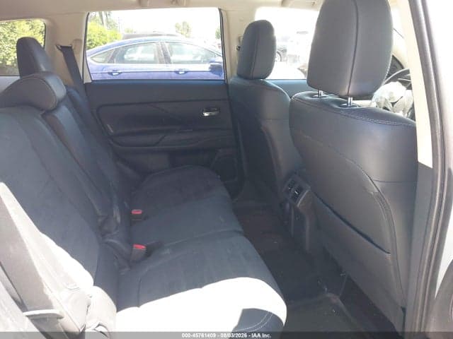 2019 MITSUBISHI OUTLANDER SE 8