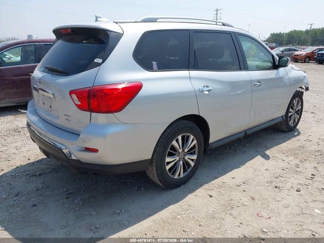 2019 NISSAN PATHFINDER SV 4