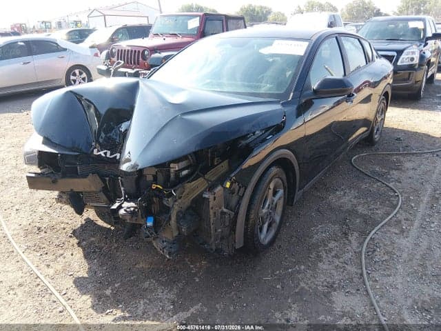 2025 KIA K4 LXS 2