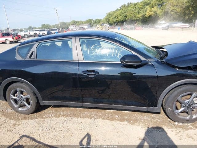 2025 KIA K4 LXS 14